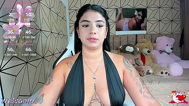 Snapshot of vane_lopez_ chatting on 09.19.25 vane lopez online show from 09.19.25