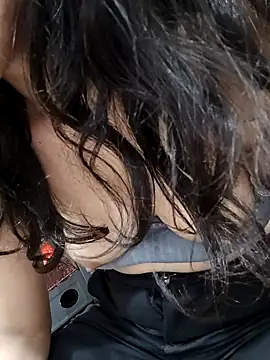 CuteSarikaLIVE online show from 02.04.25