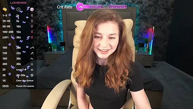 Snapshot of AliceMyLuv chatting on 03.10.25 AliceMyLuv online show from 03.10.25