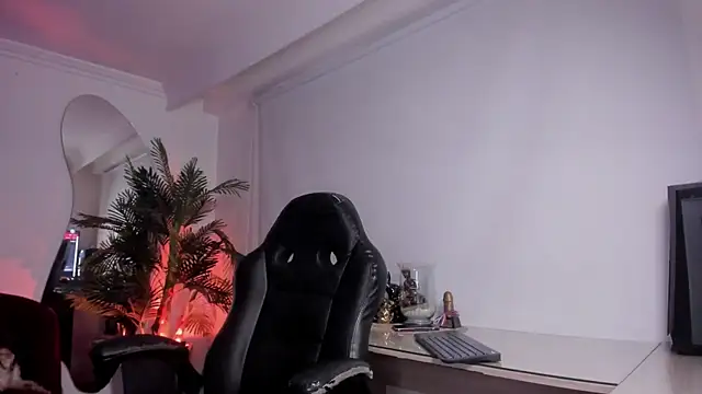 Meghan320 online show from 01.14.26