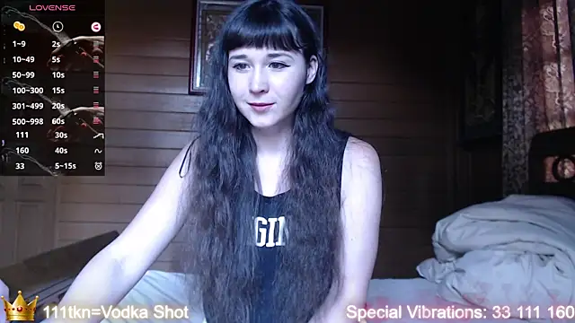 MaryHillx online show from 01.08.25