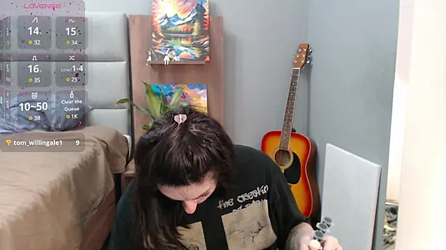 Stacy Davice online show from 02.12.25