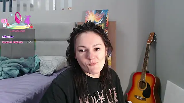 Stacy Davice online show from 02.20.25