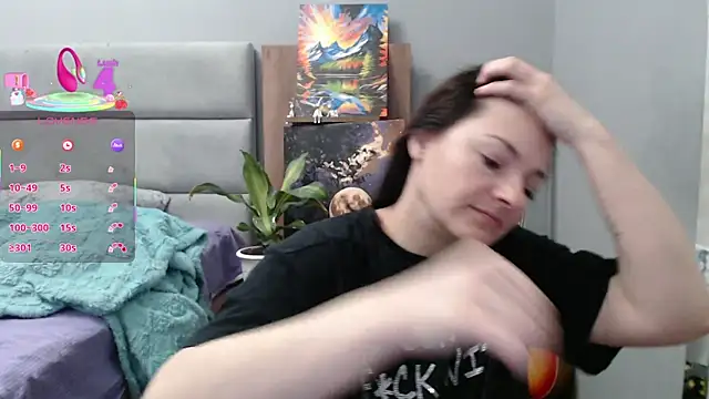 Stacy Davice online show from 02.22.25