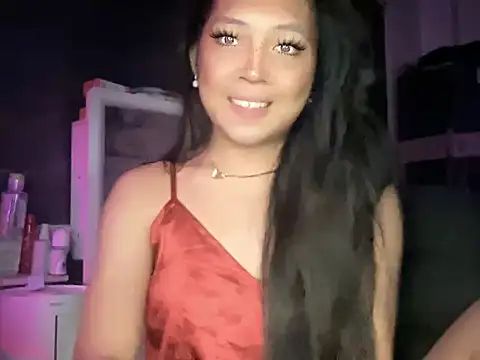 Snapshot of barbie_evans chatting on 10.10.25 barbie evans online show from 10.10.25