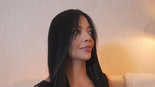 sarah hiill online show from 11.28.25