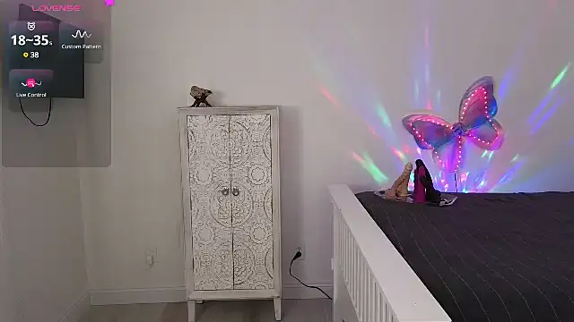 CharlotteDoe online show from 12.11.24