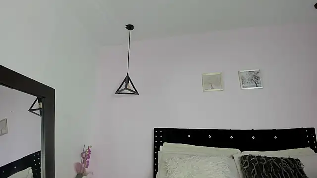 CeliWoods online show from 11.17.25