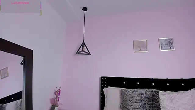 CeliWoods online show from 11.19.25