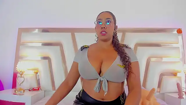 Aisharhodes00 online show from 11.04.25