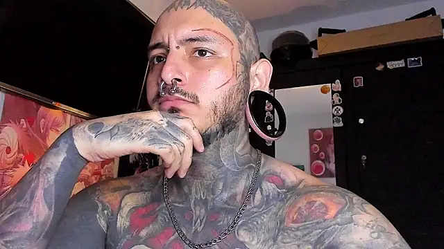 Snapshot of DEATHINK666XX chatting on 12.27.24 DEATHINK666XX online show from 12.27.24