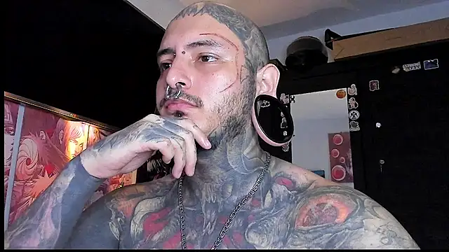 Snapshot of DEATHINK666XX chatting on 01.12.25 DEATHINK666XX online show from 01.12.25