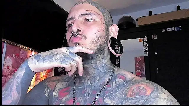 Snapshot of DEATHINK666XX chatting on 01.21.25 DEATHINK666XX online show from 01.21.25