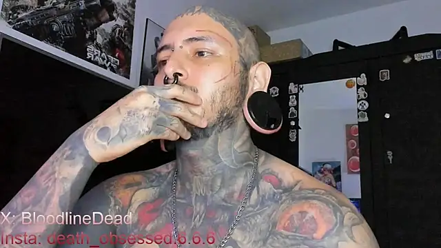 Snapshot of DEATHINK666XX chatting on 03.12.25 DEATHINK666XX online show from 03.12.25