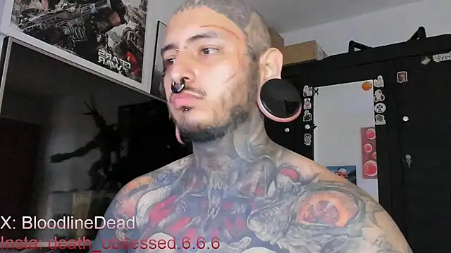 Snapshot of DEATHINK666XX chatting on 03.12.25 DEATHINK666XX online show from 03.12.25