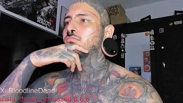 Snapshot of DEATHINK666XX chatting on 03.19.25 DEATHINK666XX online show from 03.19.25