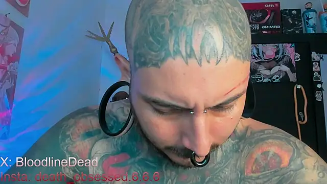 Snapshot of DEATHINK666XX chatting on 09.24.25 DEATHINK666XX online show from 09.24.25