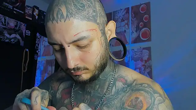 Snapshot of DEATHINK666XX chatting on 10.15.25 DEATHINK666XX online show from 10.15.25