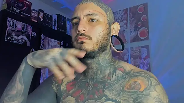 Snapshot of DEATHINK666XX chatting on 10.19.25 DEATHINK666XX online show from 10.19.25