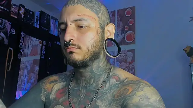 Snapshot of DEATHINK666XX chatting on 10.21.25 DEATHINK666XX online show from 10.21.25