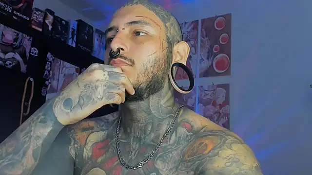 Snapshot of DEATHINK666XX chatting on 10.22.25 DEATHINK666XX online show from 10.22.25