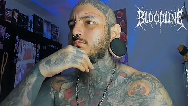 Snapshot of DEATHINK666XX chatting on 10.29.25 DEATHINK666XX online show from 10.29.25