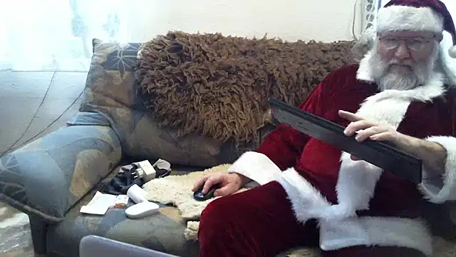 SexySantaC online show from 12.13.24