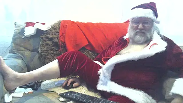 SexySantaC online show from 12.14.24