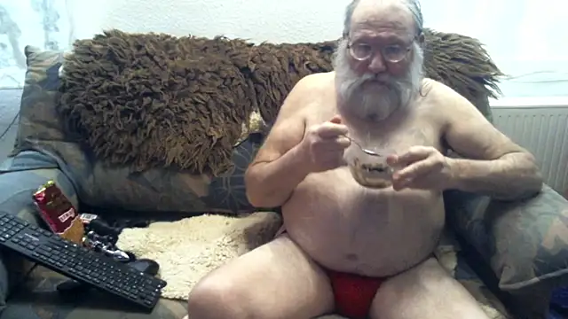 SexySantaC online show from 01.08.25