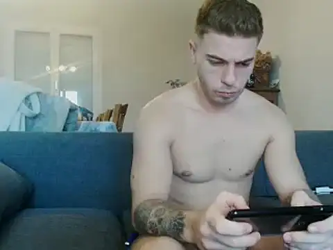 Snapshot of Elkafit28 chatting on 02.10.26 Elkafit28 online show from 02.10.26