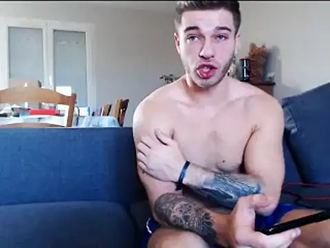 Snapshot of Elkafit28 chatting on 02.26.26 Elkafit28 online show from 02.26.26