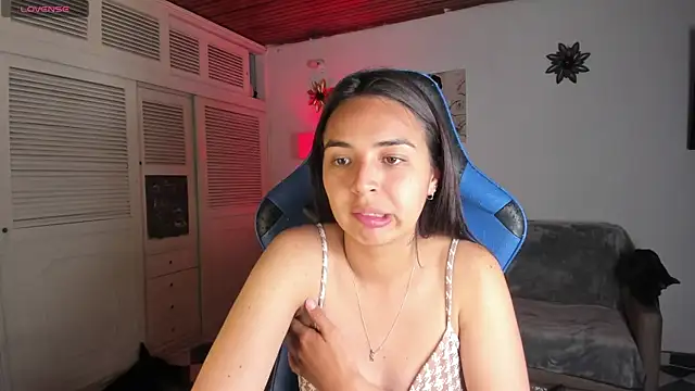 Miss Nicole online show from 02.05.25