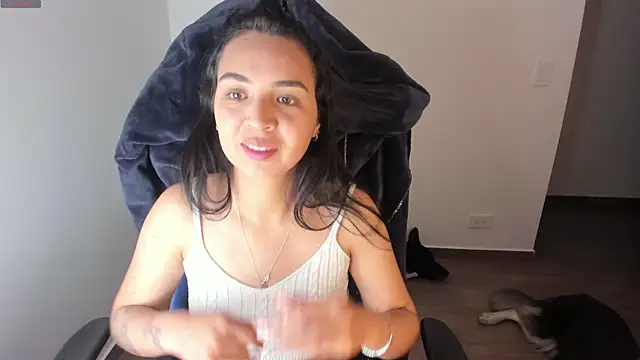 Miss Nicole online show from 10.18.25