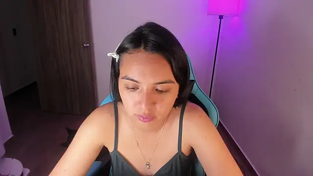 Miss Nicole online show from 12.02.25