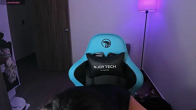 Miss Nicole online show from 02.26.26