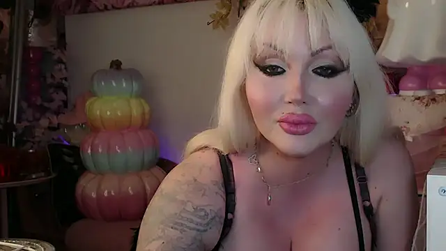 elyink online show from 10.26.25