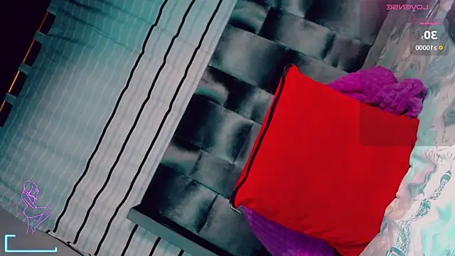 Snapshot of CharlotteBigCock chatting on 03.19.25 CharlotteBigCock online show from 03.19.25