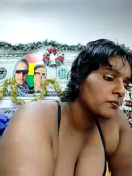 Snapshot of NWC4LYF chatting on 12.22.24 NWC4LYF online show from 12.22.24