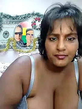 Snapshot of NWC4LYF chatting on 01.04.25 NWC4LYF online show from 01.04.25