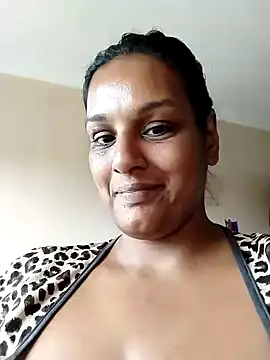 NWC4LYF online show from 11.05.25