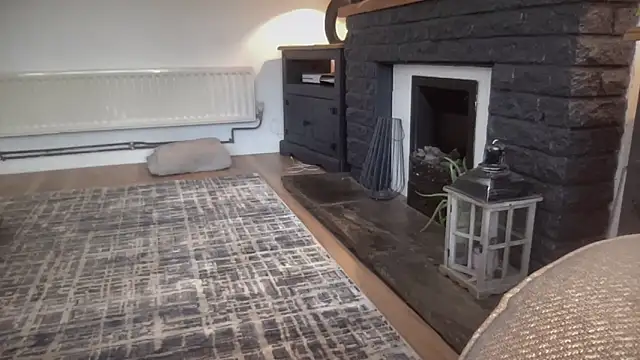 Snapshot of Bustyblondebabe32 chatting on 03.07.25 Bustyblondebabe32 online show from 03.07.25