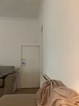 Snapshot of Bustyblondebabe32 chatting on 03.22.25 Bustyblondebabe32 online show from 03.22.25