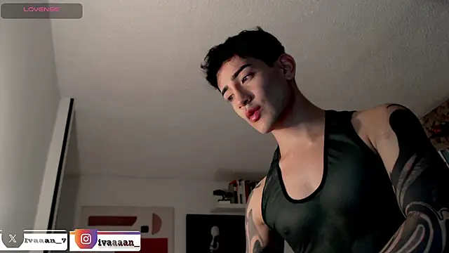 ivaaaan  online show from 03.05.26