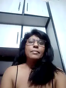 MsAttitude online show from 12.31.24