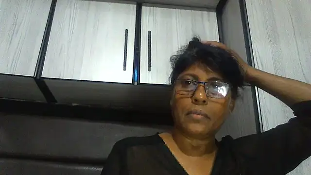 MsAttitude online show from 02.04.25