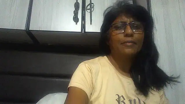 MsAttitude online show from 02.18.25
