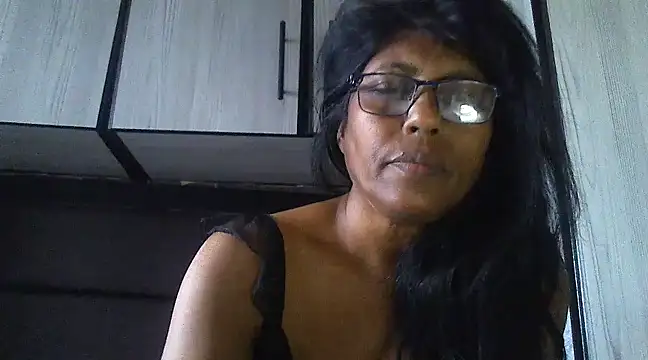 MsAttitude online show from 03.13.25
