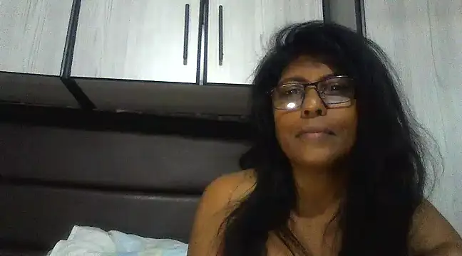 MsAttitude online show from 03.17.25