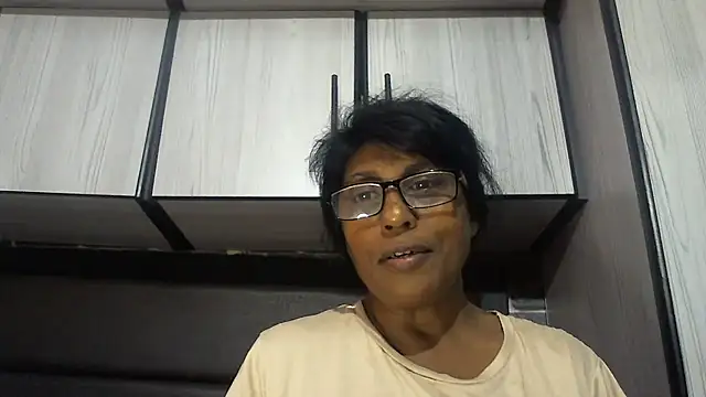 MsAttitude online show from 11.12.25