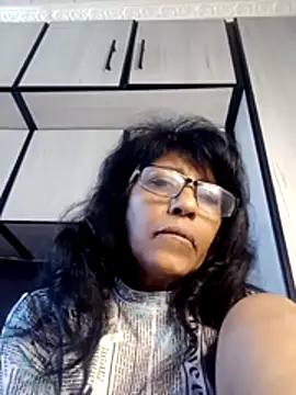 Snapshot of MsAttitude chatting on 07.16.26 MsAttitude online show from 07.16.26